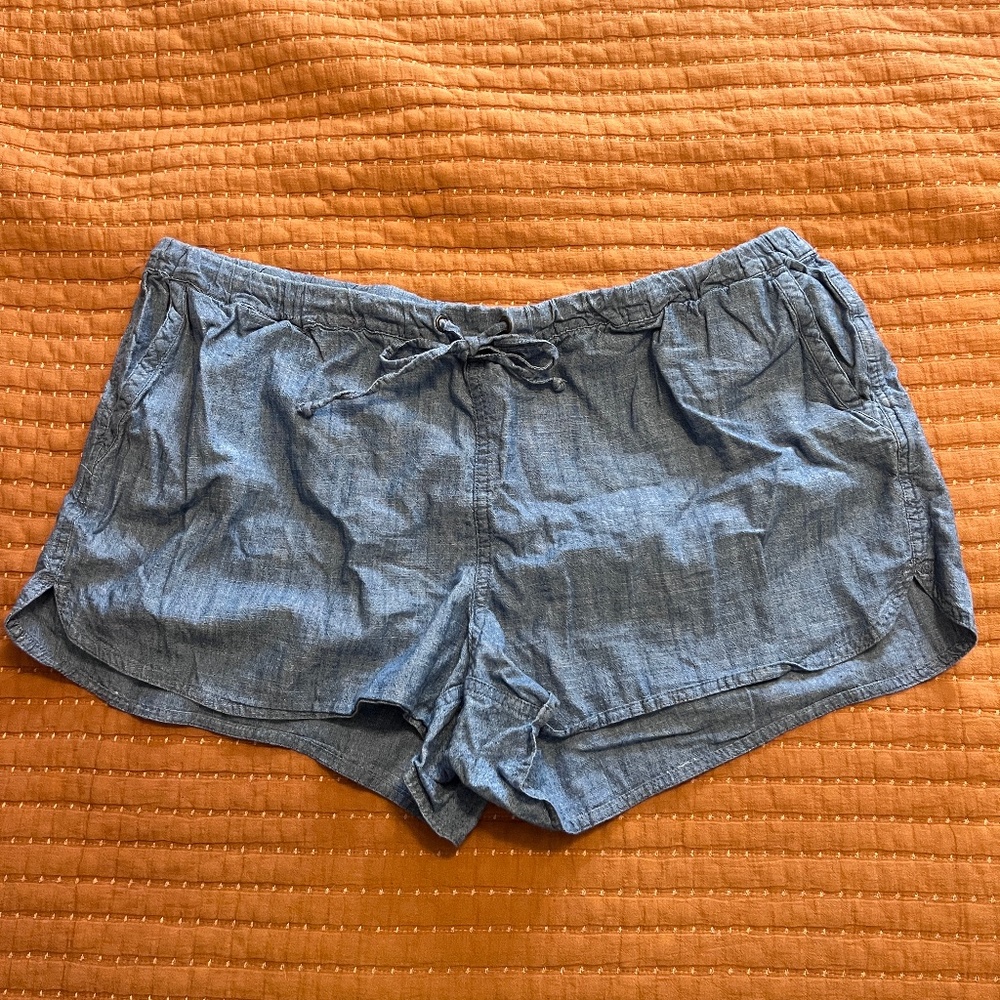 3" J. Crew Chambray Drawstring Short Size XL